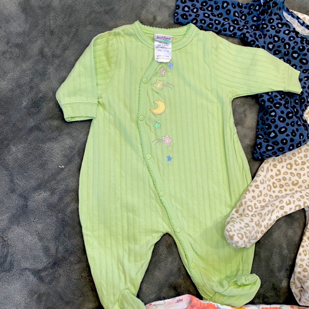 Babies big bundle one peace and footie 3m/3-6M - Picture 2 of 12